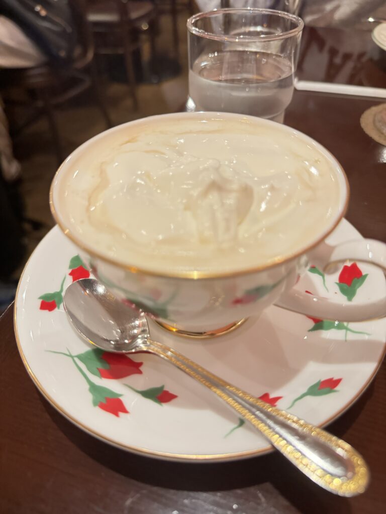 キッサモクバのウィンナーコーヒー