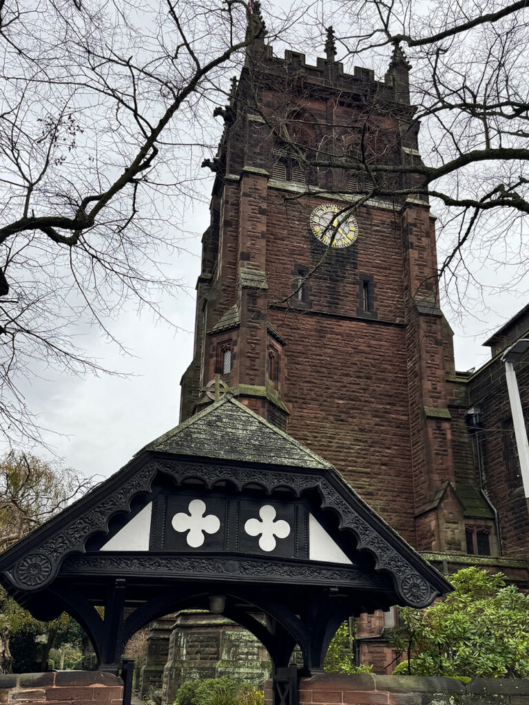 リバプールのセント・ピーターズ教会の外観